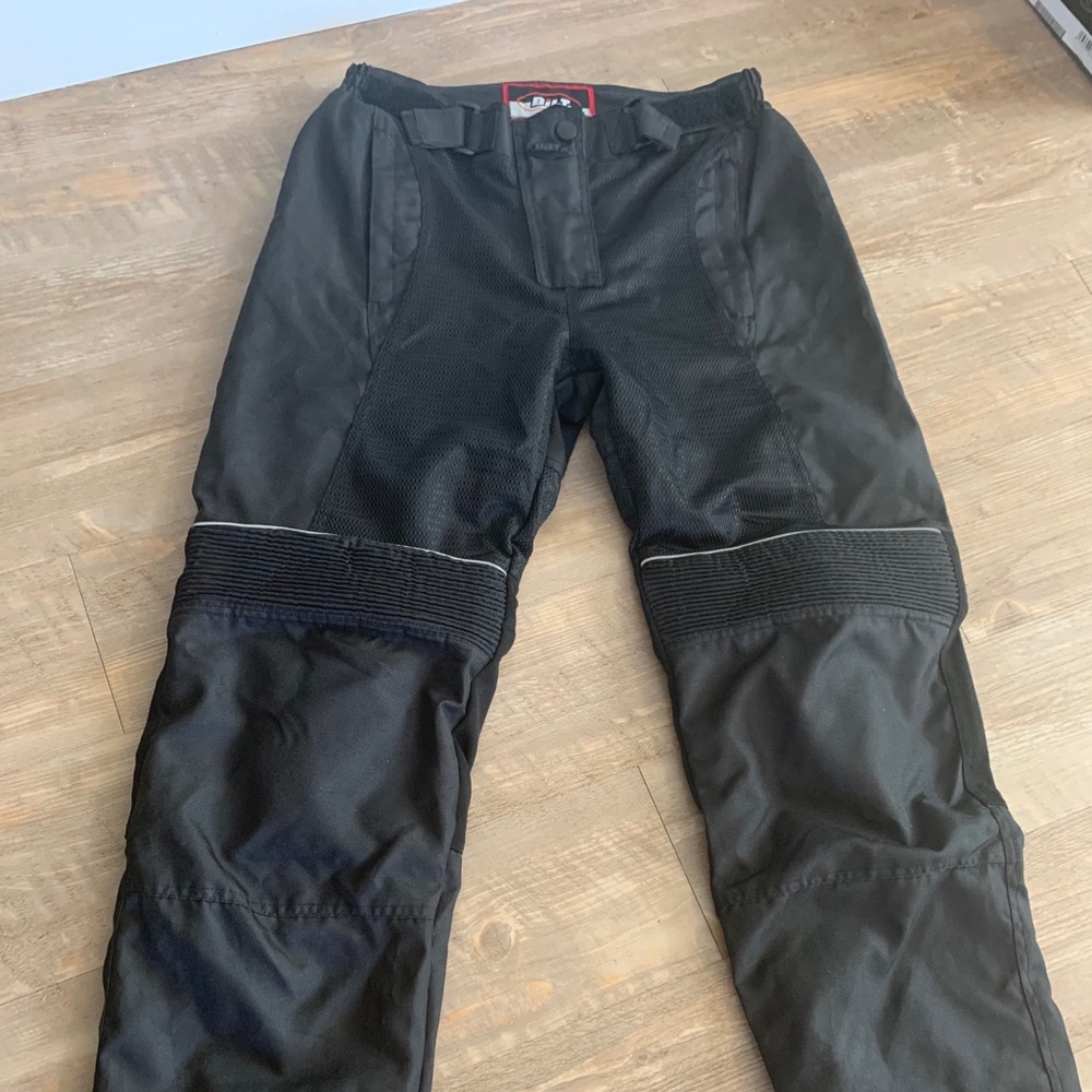 Motorcycle pants